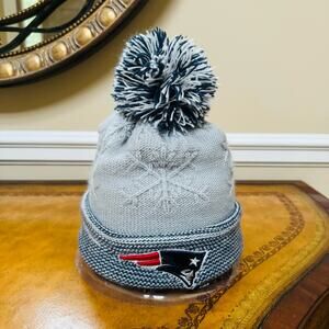 NFL New ERA Womens New England Patriots Football Tom Brady Pom Pom Beanie Hat